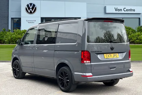 CX71JPO Volkswagen Transporter 2.0 TDI 150 Highline Kombi Van Thumbnail #3