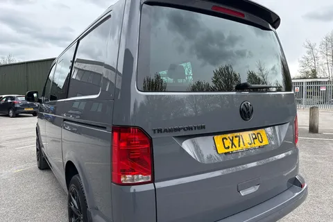 CX71JPO Volkswagen Transporter 2.0 TDI 150 Highline Kombi Van Thumbnail #8