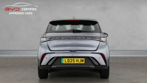 LD25HJM BYD Dolphin 60.48kWh Comfort Auto 5dr Thumbnail #4