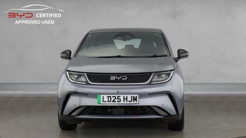 LD25HJM BYD Dolphin 60.48kWh Comfort Auto 5dr Thumbnail #8