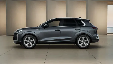  Audi Q3 1.5 TFSI S line S Tronic Euro 6 (s/s) 5dr Thumbnail #3