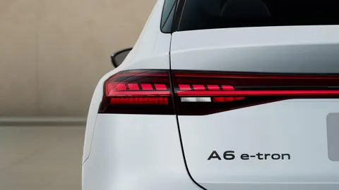  Audi A6 E-Tron Avant 100kWh Black Edition Auto quattro 5dr Thumbnail #7