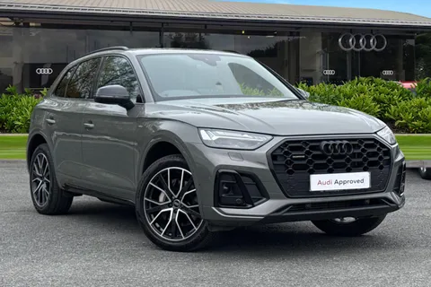 PG73XVH Audi Q5 MY23.5 Black Edition 50 TFSI e quattro 299 PS S tronic Thumbnail #2