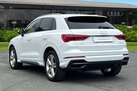 2 of 66 for Audi Q3 S line 35 TDI 150 PS S tronic