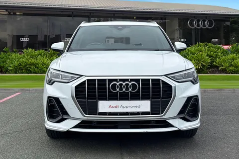 6 of 66 for Audi Q3 S line 35 TDI 150 PS S tronic