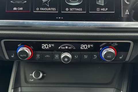 22 of 66 for Audi Q3 S line 35 TDI 150 PS S tronic