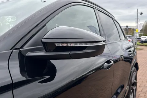 KS74MEU Audi Q6 E-Tron Q6 SUV Edition 1 e-tron quattro 285,00 kW Thumbnail #32