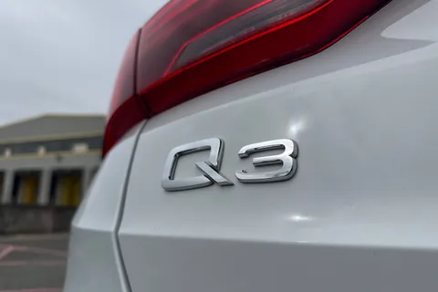 35 of 66 for Audi Q3 S line 35 TDI 150 PS S tronic