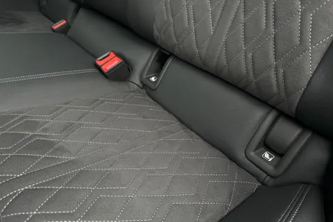 KS74MEU Audi Q6 E-Tron Q6 SUV Edition 1 e-tron quattro 285,00 kW Thumbnail #38