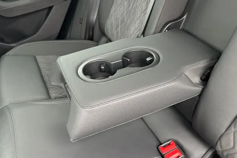 KS74MEU Audi Q6 E-Tron Q6 SUV Edition 1 e-tron quattro 285,00 kW Thumbnail #40