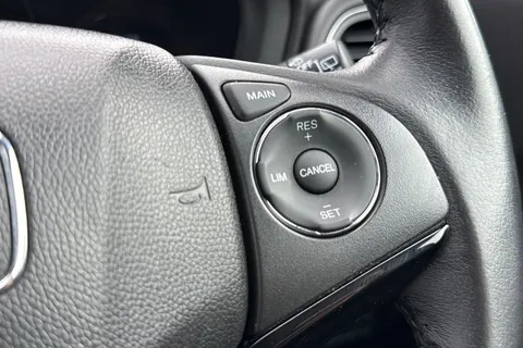 MF18UNE Honda HR-V 1.5 i-VTEC SE Navi CVT 5dr Thumbnail #44