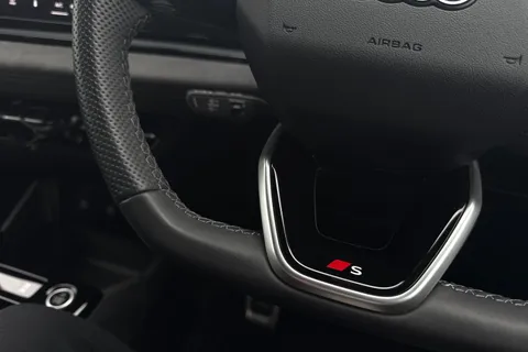 KS74MEU Audi Q6 E-Tron Q6 SUV Edition 1 e-tron quattro 285,00 kW Thumbnail #48