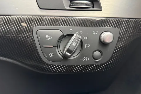 KF18JZX Audi SQ7 4.0 TDI V8 Tiptronic quattro Euro 6 (s/s) 5dr Thumbnail #51