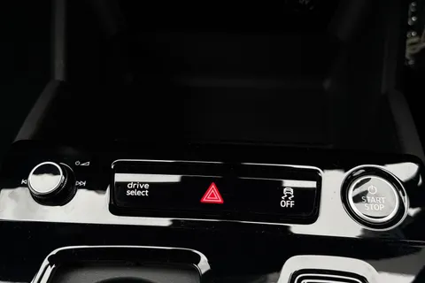 KS74MEU Audi Q6 E-Tron Q6 SUV Edition 1 e-tron quattro 285,00 kW Thumbnail #62