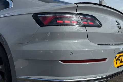 PN22WCV Volkswagen Arteon 2.0 TSI R-Line 5dr DSG **HEATED WINDSCREEN, DCC, REAR CAM, 20' ALLOYS** Thumbnail #9