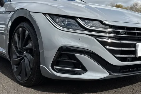 PN22WCV Volkswagen Arteon 2.0 TSI R-Line 5dr DSG **HEATED WINDSCREEN, DCC, REAR CAM, 20' ALLOYS** Thumbnail #10