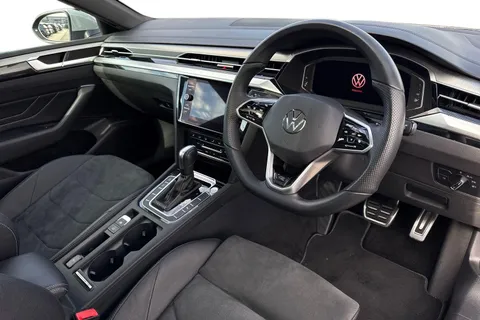 PN22WCV Volkswagen Arteon 2.0 TSI R-Line 5dr DSG **HEATED WINDSCREEN, DCC, REAR CAM, 20' ALLOYS** Thumbnail #15