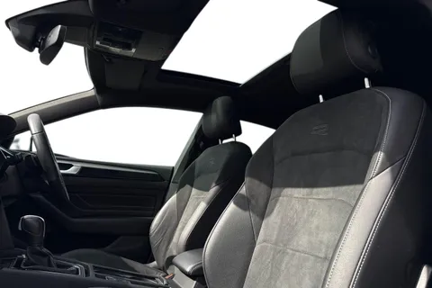 PN22WCV Volkswagen Arteon 2.0 TSI R-Line 5dr DSG **HEATED WINDSCREEN, DCC, REAR CAM, 20' ALLOYS** Thumbnail #17