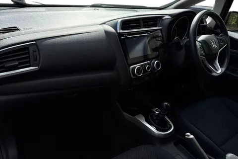 MW18WVR Honda Jazz 1.3 i-VTEC SE Euro 6 (s/s) 5dr Thumbnail #17