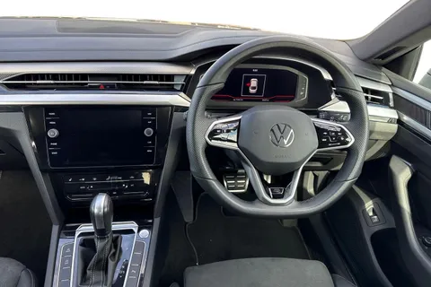 PN22WCV Volkswagen Arteon 2.0 TSI R-Line 5dr DSG **HEATED WINDSCREEN, DCC, REAR CAM, 20' ALLOYS** Thumbnail #19