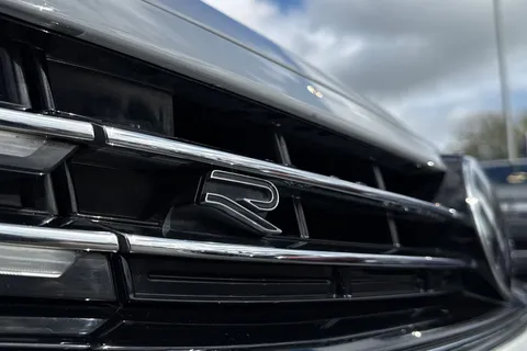 PN22WCV Volkswagen Arteon 2.0 TSI R-Line 5dr DSG **HEATED WINDSCREEN, DCC, REAR CAM, 20' ALLOYS** Thumbnail #32