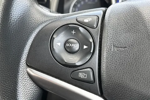 MW18WVR Honda Jazz 1.3 i-VTEC SE Euro 6 (s/s) 5dr Thumbnail #36