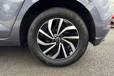 MJ23EZA Volkswagen Polo 1.0 TSI Life 5dr DSG **PARKING SENSORS** Thumbnail #14