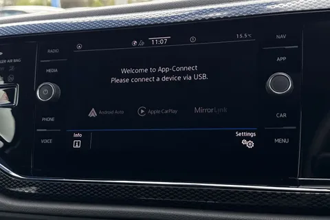 MJ23EZA Volkswagen Polo 1.0 TSI Life 5dr DSG **PARKING SENSORS** Thumbnail #41