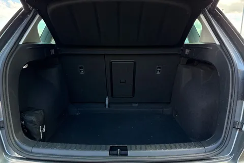 8 of 49 for CUPRA Ateca 1.5 EcoTSI V2 DSG Euro 6 (s/s) 5dr