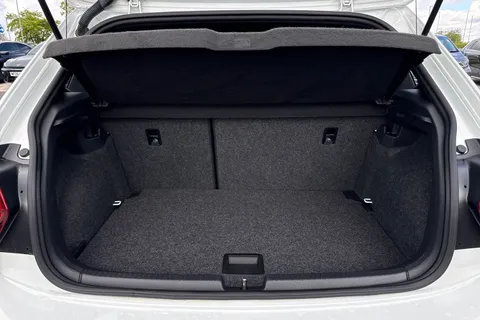 DN20CCE Volkswagen Polo 2.0 TSI GTI 5dr DSG Thumbnail #8