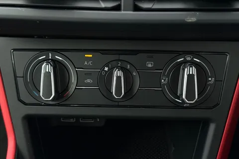 DN20CCE Volkswagen Polo 2.0 TSI GTI 5dr DSG Thumbnail #23