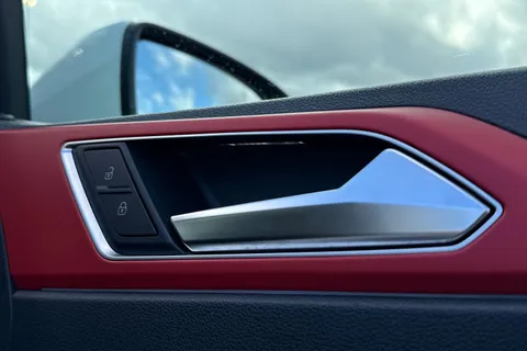 DN20CCE Volkswagen Polo 2.0 TSI GTI 5dr DSG Thumbnail #33