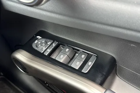 DS75OPO BYD ATTO 3 60.48kWh Comfort Auto 5dr Thumbnail #19