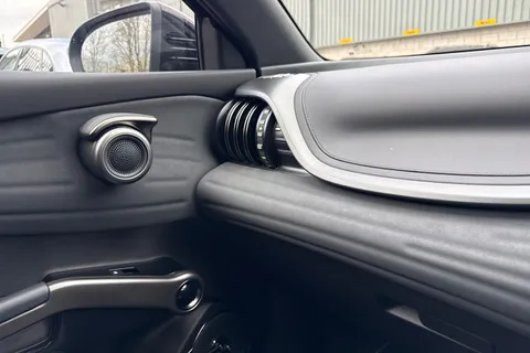 DS75OPO BYD ATTO 3 60.48kWh Comfort Auto 5dr Thumbnail #49