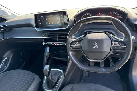 KO69XTG PEUGEOT 208 1.2 PureTech Active Euro 6 (s/s) 5dr Thumbnail #19