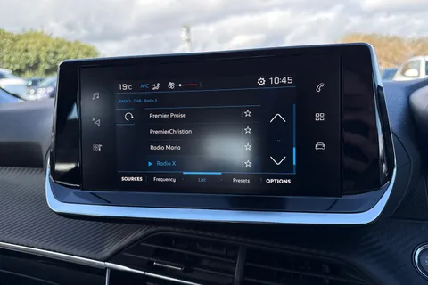 KO69XTG PEUGEOT 208 1.2 PureTech Active Euro 6 (s/s) 5dr Thumbnail #47