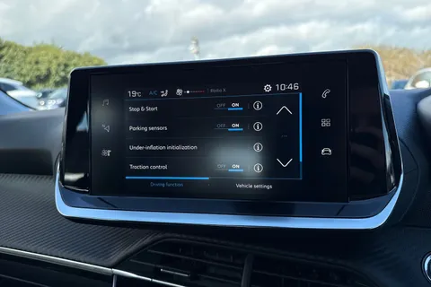 KO69XTG PEUGEOT 208 1.2 PureTech Active Euro 6 (s/s) 5dr Thumbnail #51