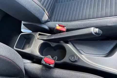 KO69XTG PEUGEOT 208 1.2 PureTech Active Euro 6 (s/s) 5dr Thumbnail #59