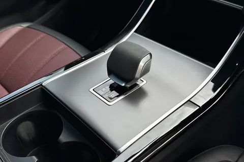 KK24CDY Land Rover Range Rover Evoque 1.5 P270e Dynamic HSE 5dr Thumbnail #15