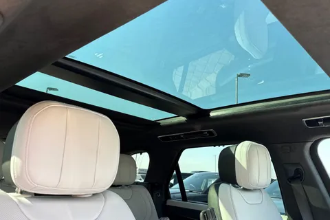 FM74RHY Land Rover Range Rover Sport 3.0 P550e Autobiography 5dr Thumbnail #23