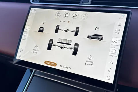 KK24CDY Land Rover Range Rover Evoque 1.5 P270e Dynamic HSE 5dr Thumbnail #39