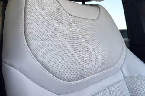 FM74RHY Land Rover Range Rover Sport 3.0 P550e Autobiography 5dr Thumbnail #46