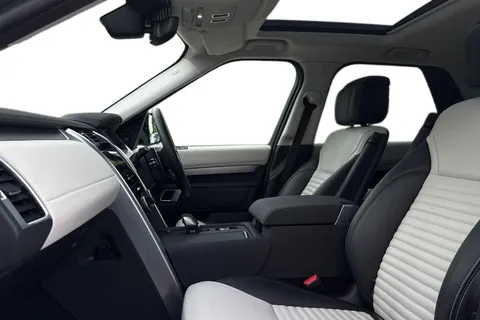 KM74FLV Land Rover Discovery 3.0 D350 Dynamic HSE 5dr Thumbnail #4