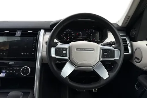 KM74FLV Land Rover Discovery 3.0 D350 Dynamic HSE 5dr Thumbnail #17