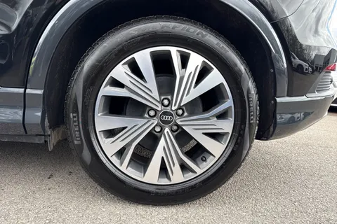 PN71NTJ Audi Q4 e-tron Q4  Sport 40 e-tron  150,00 kW Thumbnail #14