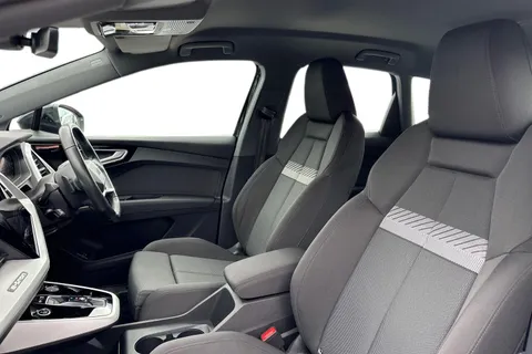 PN71NTJ Audi Q4 e-tron Q4  Sport 40 e-tron  150,00 kW Thumbnail #17