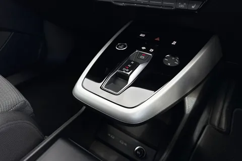 PN71NTJ Audi Q4 e-tron Q4  Sport 40 e-tron  150,00 kW Thumbnail #24