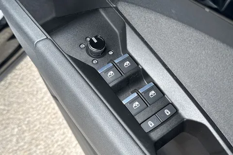 PN71NTJ Audi Q4 e-tron Q4  Sport 40 e-tron  150,00 kW Thumbnail #30