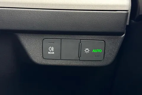 PN71NTJ Audi Q4 e-tron Q4  Sport 40 e-tron  150,00 kW Thumbnail #31