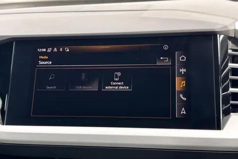 PN71NTJ Audi Q4 e-tron Q4  Sport 40 e-tron  150,00 kW Thumbnail #41